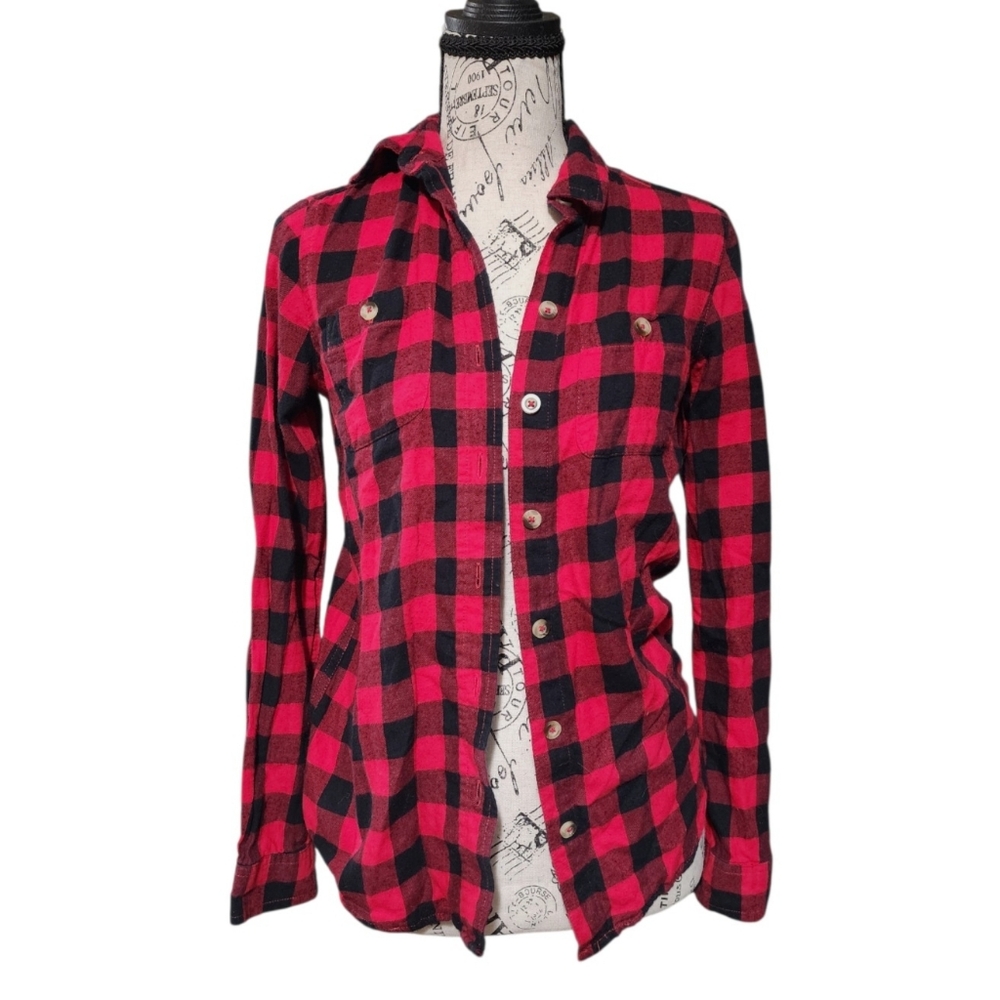 SO Red and Black Buffalo Plaid Flannel Button Down Shirt X-Small